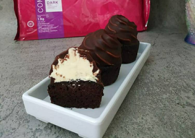 Resep Mini chocolate cupcake putih telur w/ creamcheese buttercream yang Lezat
