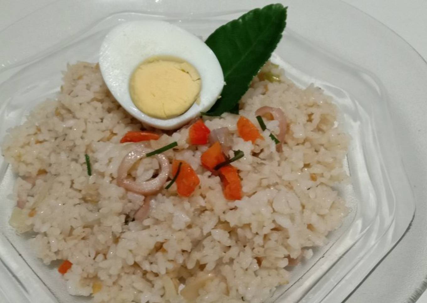 Nasi goreng cumi daun jeruk