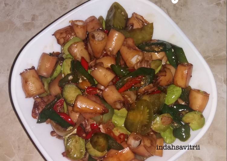 Resep Tumis Cumi Cabai Hijau Lezat