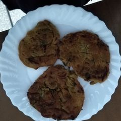A picture of Besan ki tikya. (gram flour).