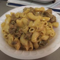 A picture of Hamburger mac and cheese.
