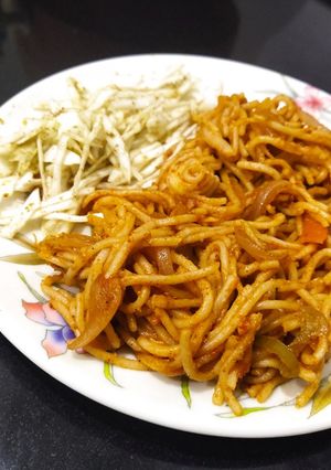નુડલ્સ (noodles Recipe in Gujarati) રેસીપી મુખ્ય ફોટો