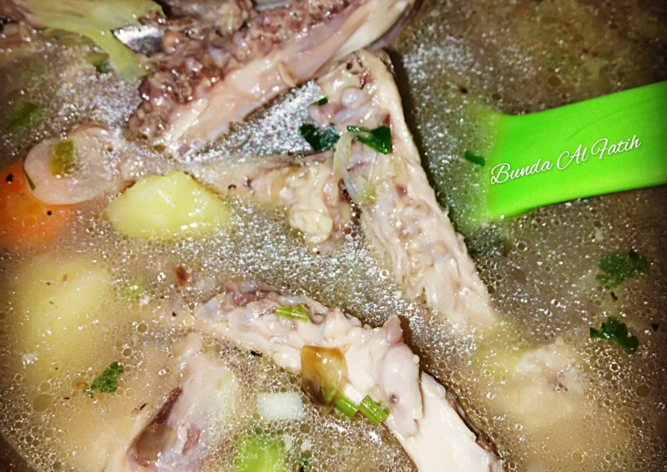 Sop tulang ayam
