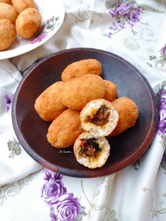 Foto resep Combro Isi Oncom
