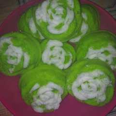 รูปของ Kue putu ayu
