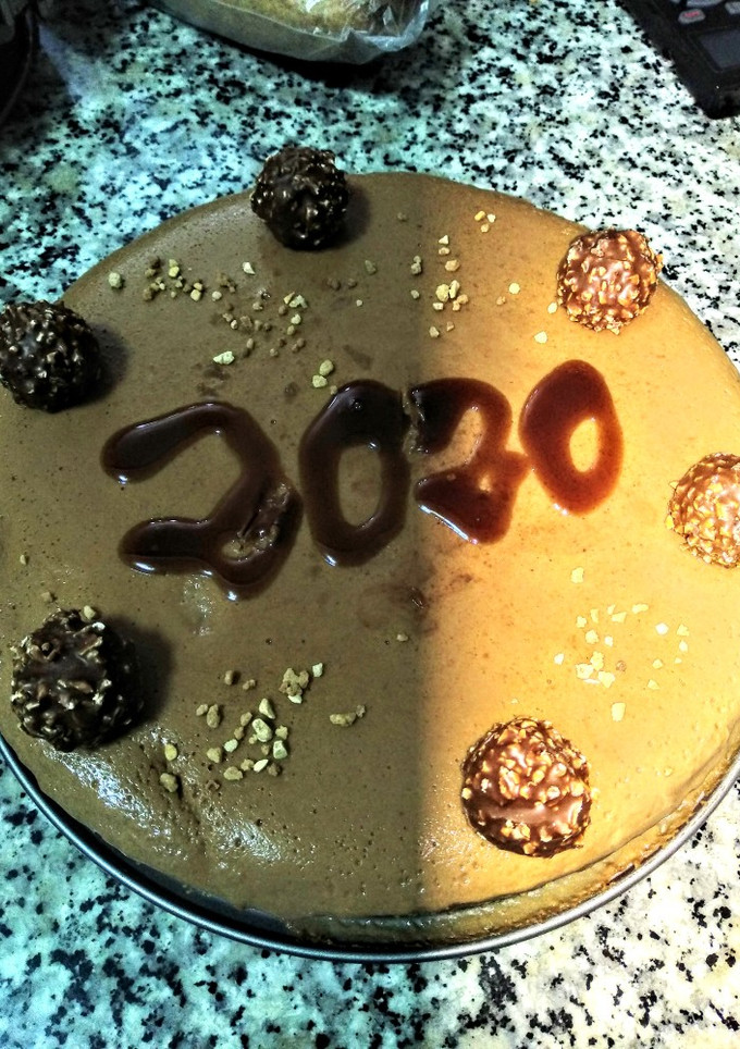 Una foto de Tarta de Ferrero Rocher