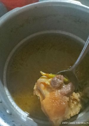 Una foto de Sopa de hueso de res -(sopas de los viejitos)