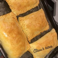 A picture of Chicken pie.