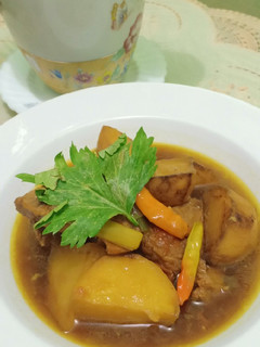 Foto resep Semur daging dan kentang praktis#PejuangGoldenApron2