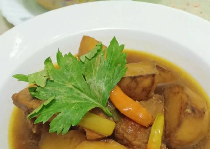 Semur daging dan kentang praktis#PejuangGoldenApron2