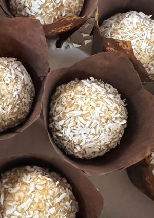 Une photo de Boules d’énergie noix de coco