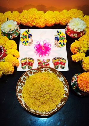 बेसन-बटाटा शेव (besan batata sev recipe in marathi) रेसिपी चे मुख्य फोटो 