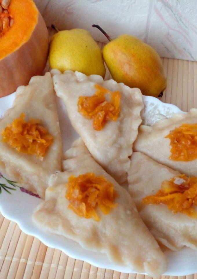 Заварне тісто для вареників з грушами і гарбузом🍐