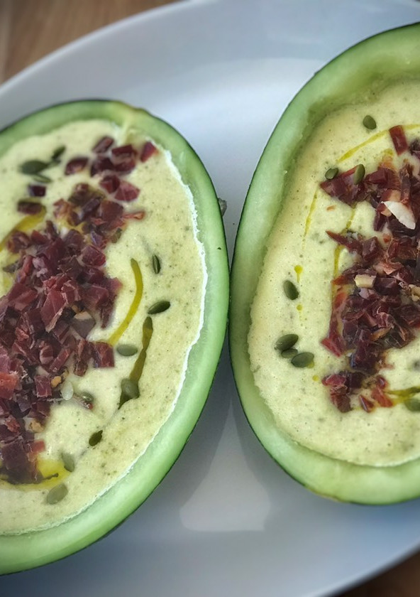Una foto de Crema fría de melón con jamón (en Thermomix)