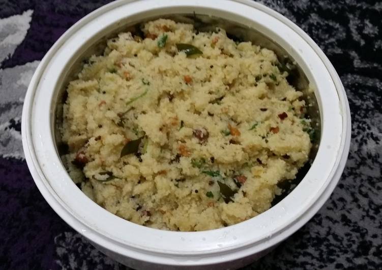 How to Make Tasty Plain Breakfast Upma