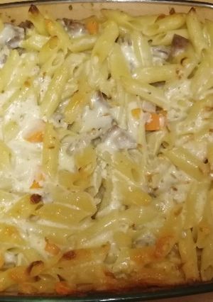 Tejszínes húsos sárgarépás penne tészta recept fotója