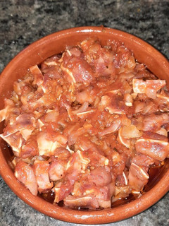 Una foto de Oreja con salsa picante
