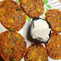 A picture of Mix veg paratha.