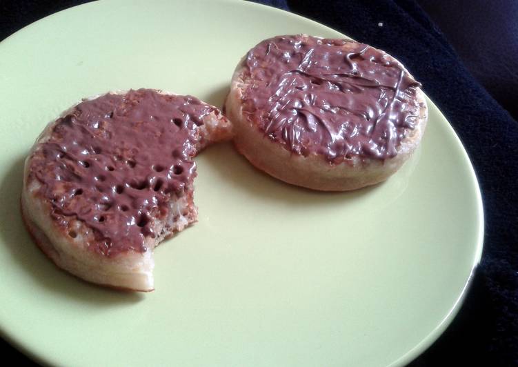 Simple Way to Prepare Speedy Nutella Crumpets