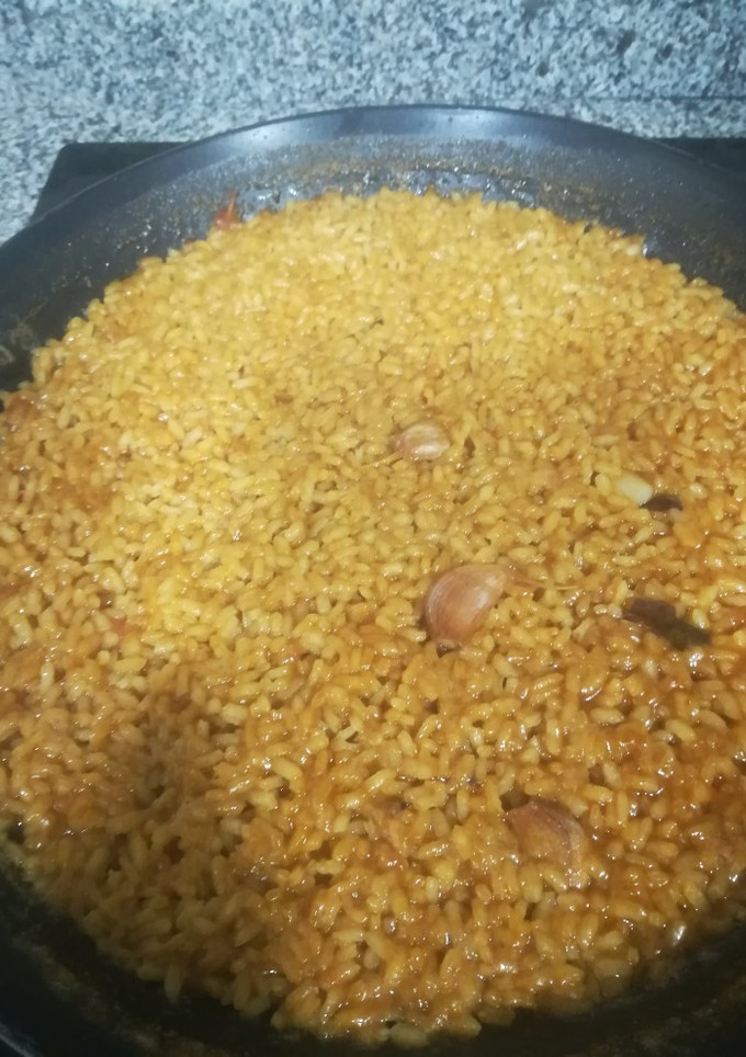 Una foto de Arroz a banda