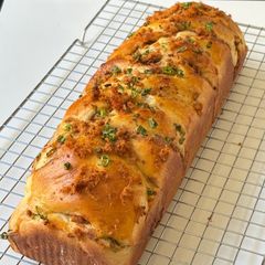 A picture of Pork Floss Milk Bread.