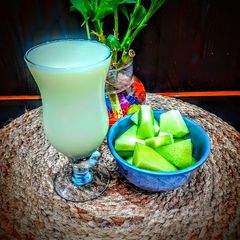 A picture of Muskmelon milkshake.