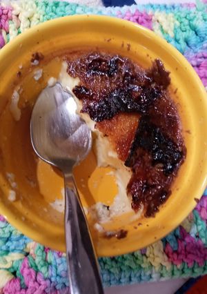 A picture of Creme brulee (La Boheme, modified).