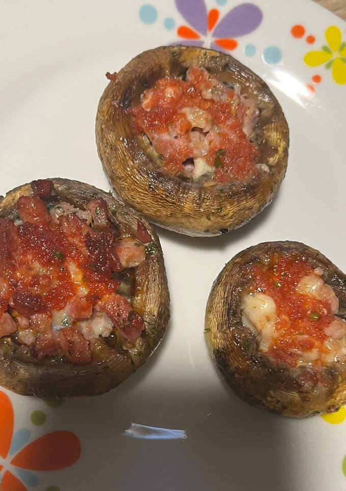 Una foto de Champiñones rellenos
