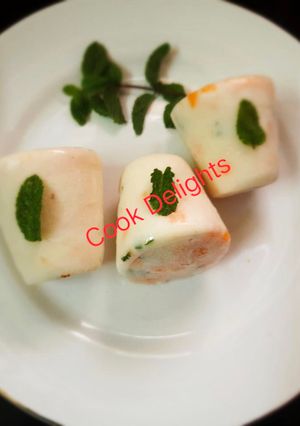A picture of Mango kulfi.