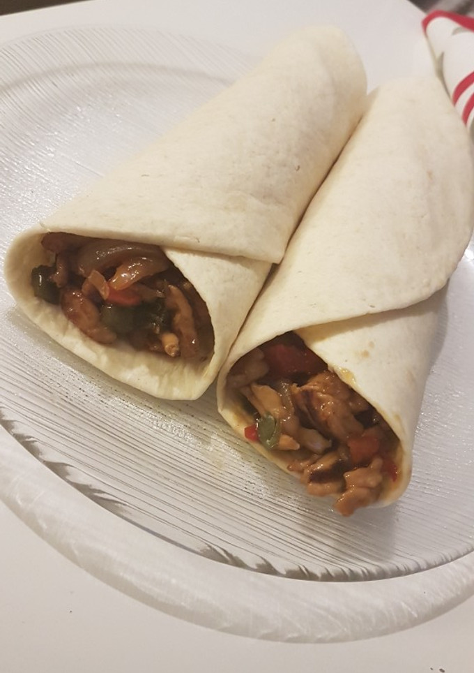 Una foto de Fajitas de pollo teriyaki