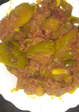 A picture of Masala capsicum ki sabzi.