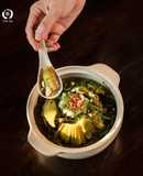 Canh dưa chua nấu đậu phộng
