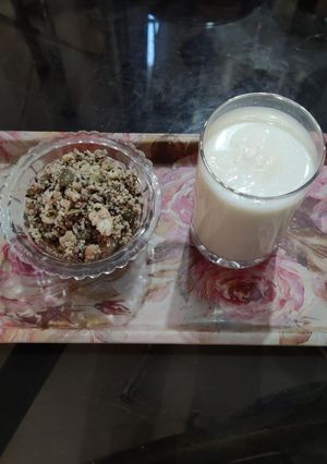 A picture of Protein Powder with Sunflower seeds n Pumpkin seeds.