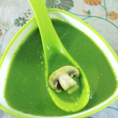 Spinach and mushroom soup A picture of Spinach and mushroom soup.