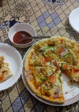 A picture of Ramazan special pizza🍕 without oven.