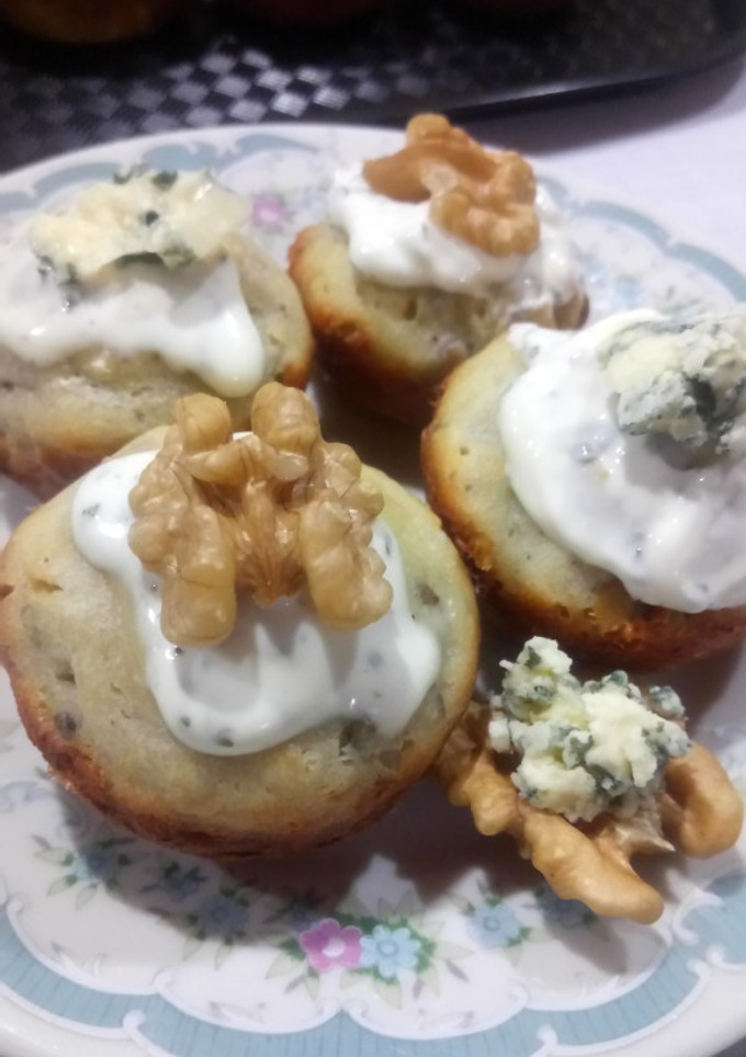 Una foto de Muffins de Roquefort y Nuez 😋