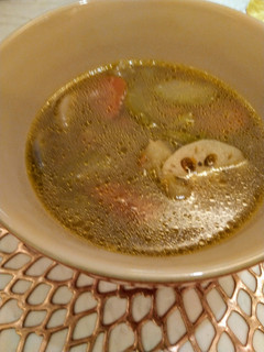 甘筍佛手瓜蓮藕排骨湯(港式煲湯)(低醣生酮餐)(家常好湯) 的食譜成品照片