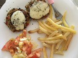 Hamburguesas de lentejas con ensalada