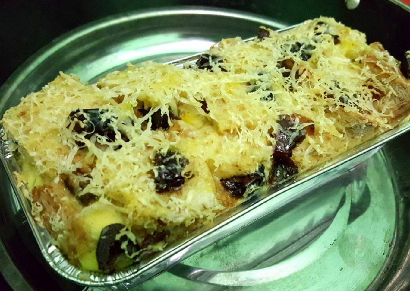 Kurma Bread Pudding