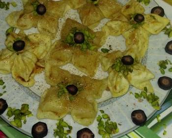 Ultimate, Prepare Flower shaped Pista Gujhia Delicious