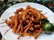 Hình ảnh của gà xé sợi
