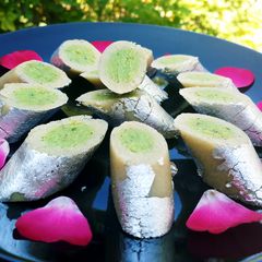 A picture of Kaju Pista Roll.