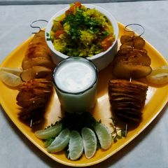 A picture of Sahi Soya chunks and vegetable biryani.