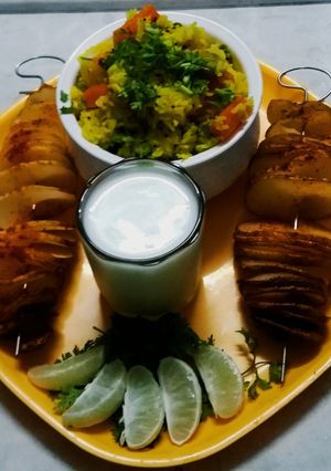 A picture of Sahi Soya chunks and vegetable biryani.