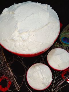 व्हाइट मक्खन(White Makhan recipe in Hindi) रेसिपी मुख्य फोटो
