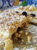 Crostata sbriciolosa con ricotta, marmellata e amarene