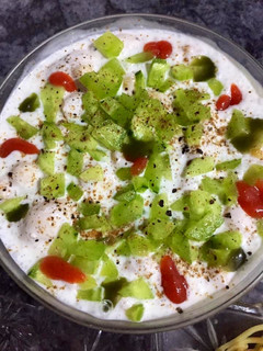 A picture of Dahi phulkian.