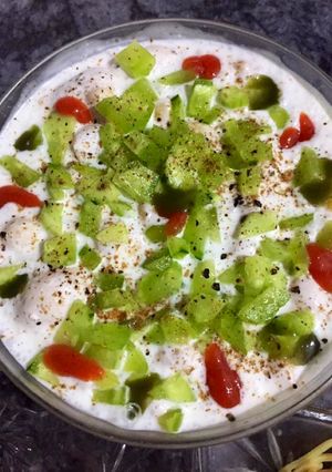 A picture of Dahi phulkian.