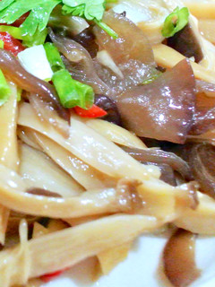 涼拌杏鮑菇 的食譜成品照片