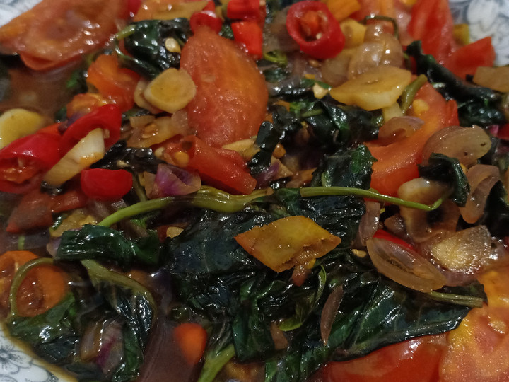 Resep Tumis Kangkung Saus Tiram ala Resto Anti Gagal